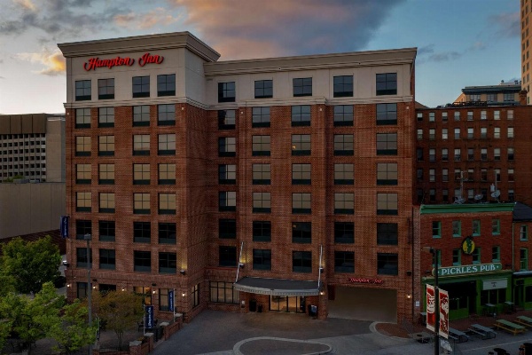 Hampton Inn By Hilton Baltimore-Downtown-Convention Center image 3